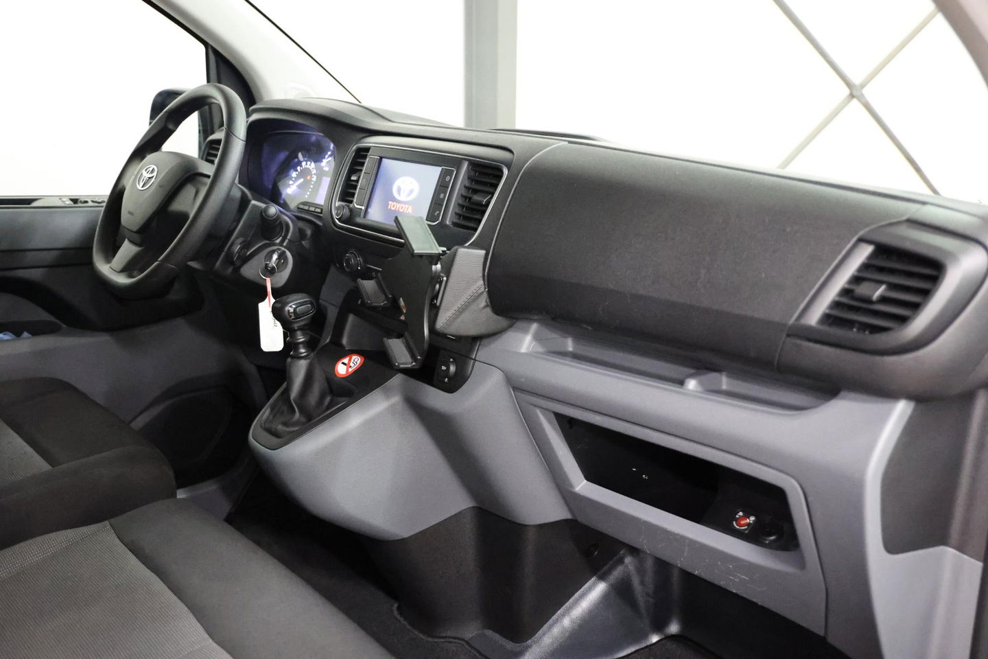 Toyota ProAce Worker 2.0 D-4D Live L2H1 LANG