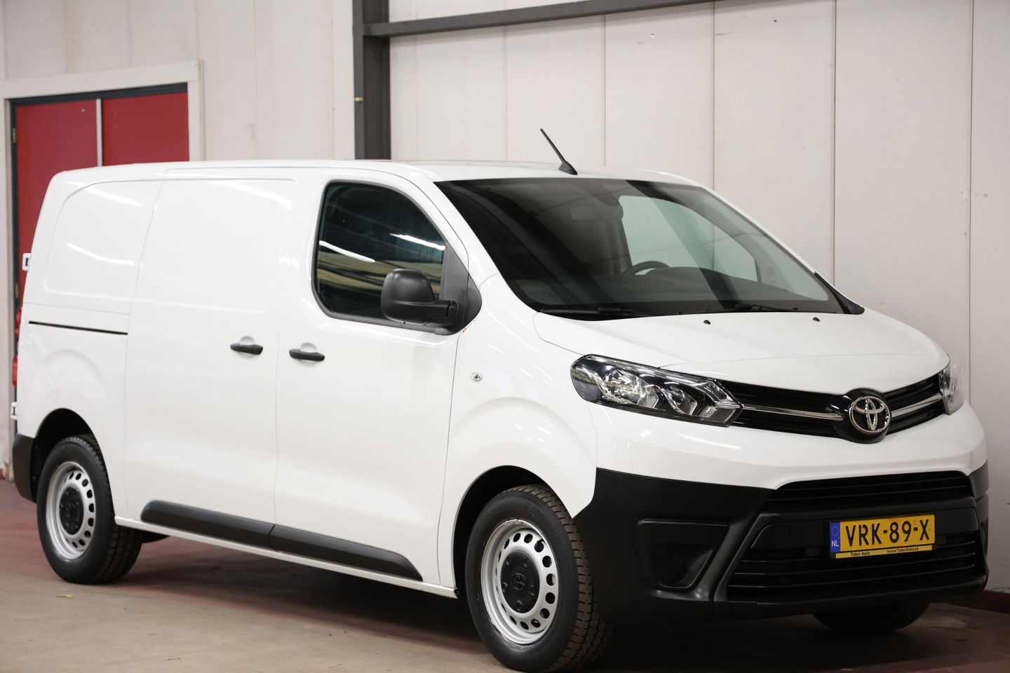 Toyota ProAce Worker 2.0 D-4D Live L2H1 LANG