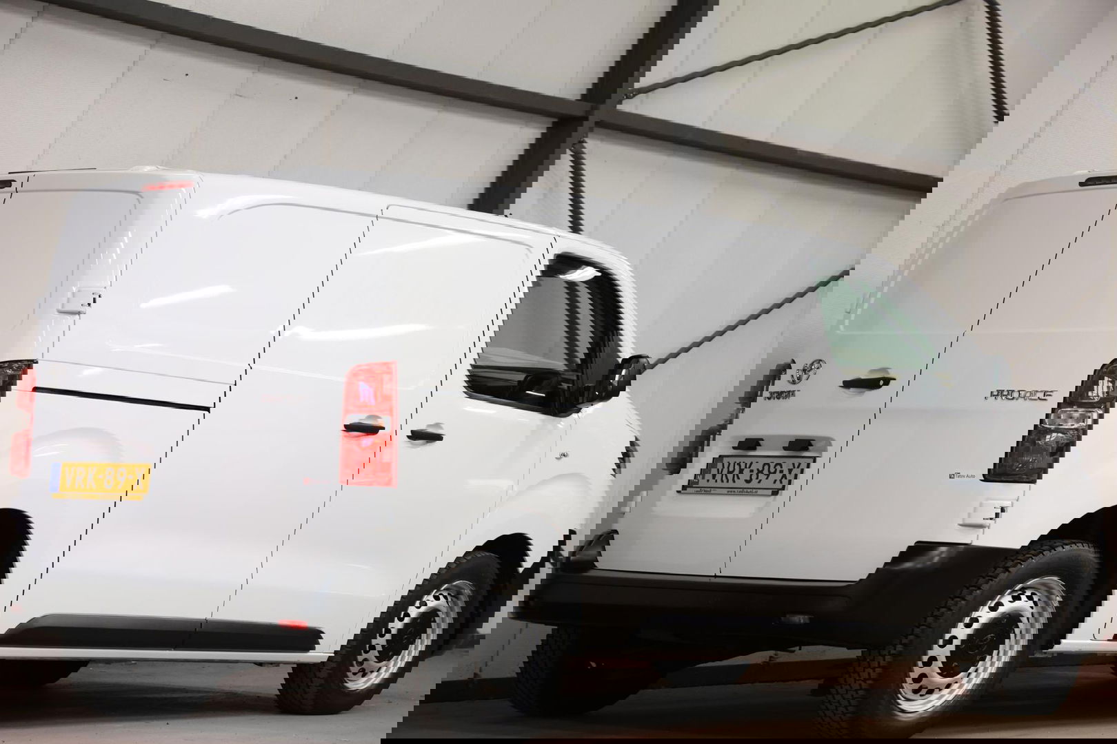 Toyota ProAce Worker 2.0 D-4D Live L2H1 LANG