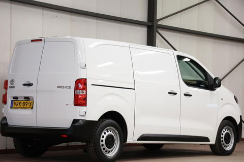Toyota ProAce Worker 2.0 D-4D Live L2H1 LANG