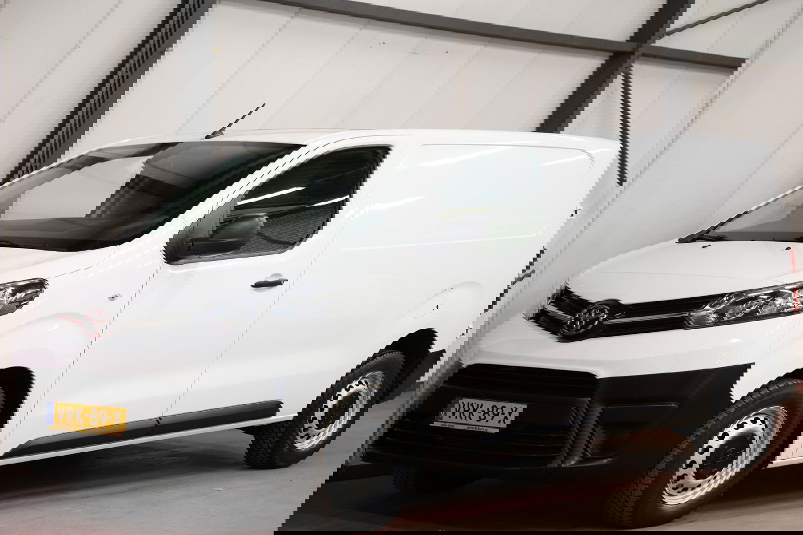 Toyota ProAce Worker 2.0 D-4D Live L2H1 LANG