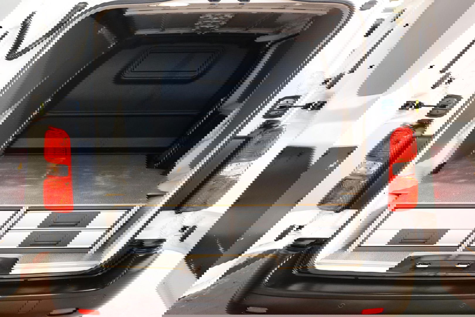 Toyota ProAce Worker 2.0 D-4D Live L2H1 LANG