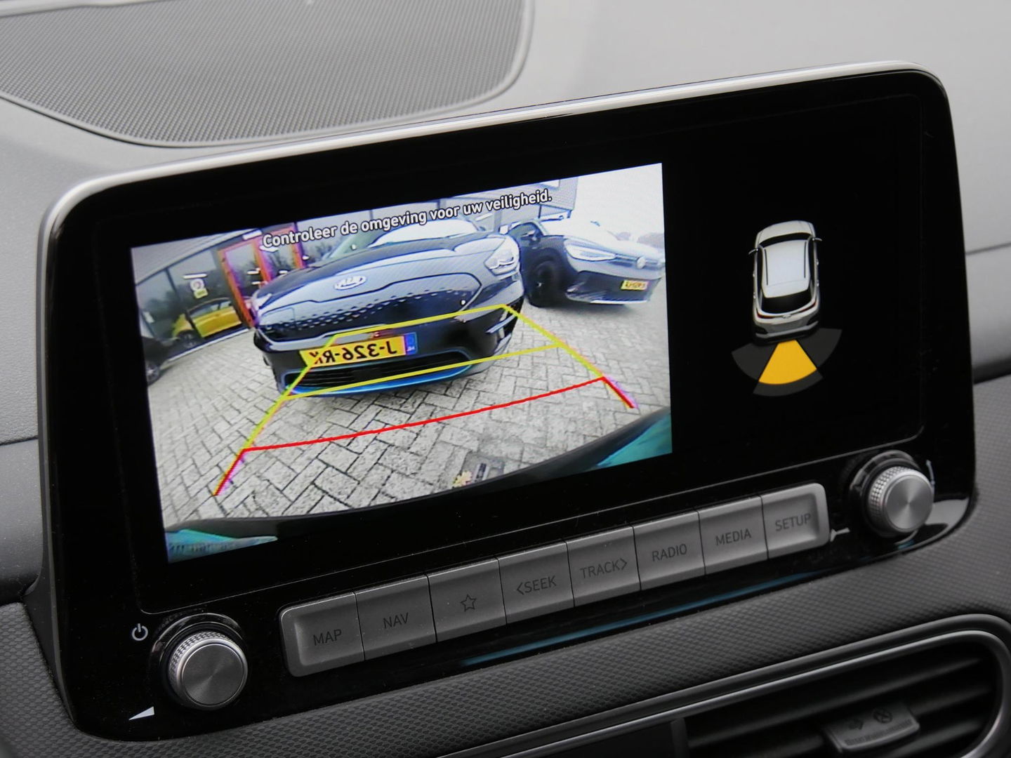 Hyundai KONA EV 64kWh FASHION/ SOH 99%/ HEAD-UP/ BLIND SPOT/ KEYLESS