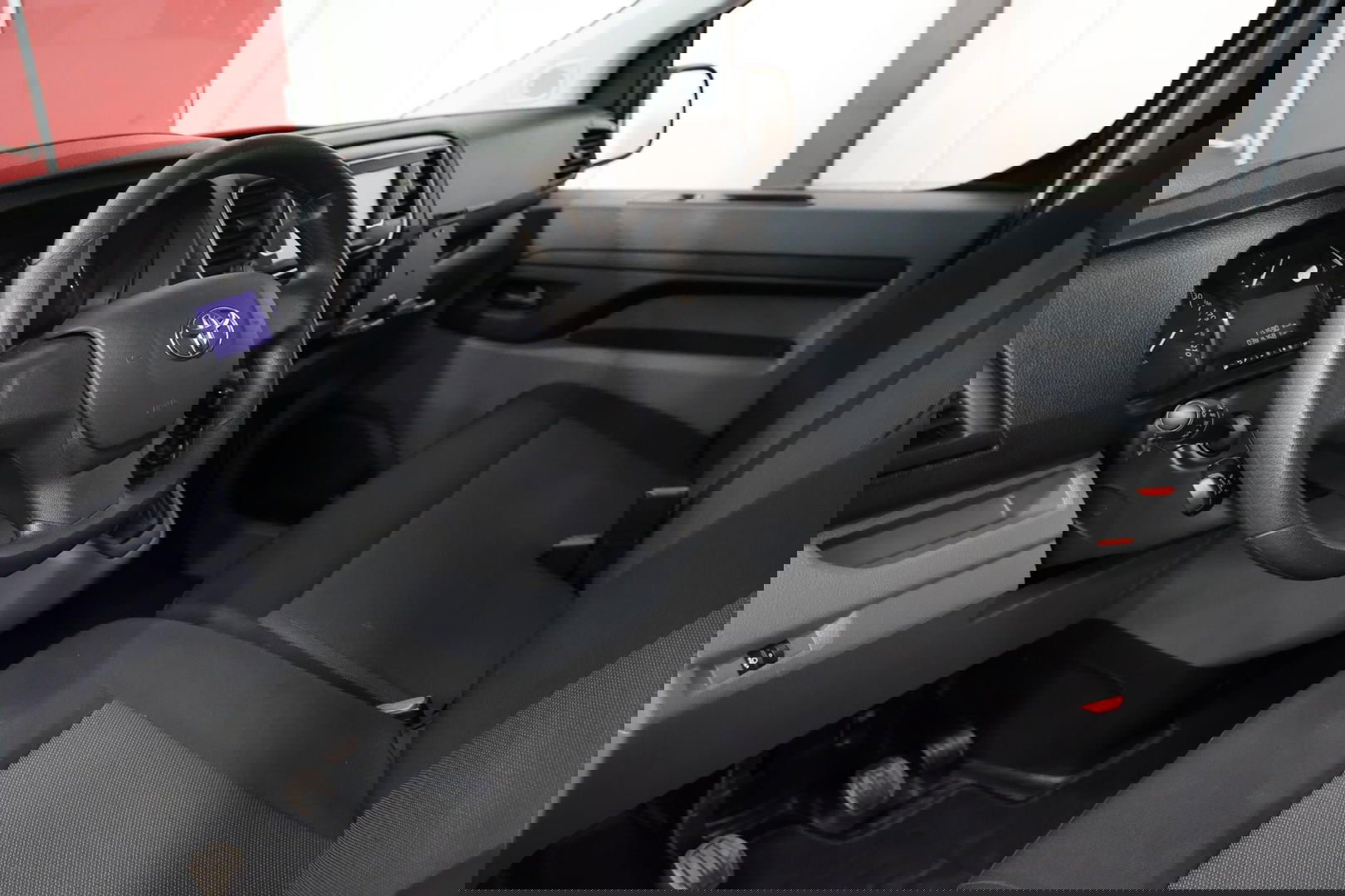 Toyota ProAce Worker 2.0 D-4D L2H1 2500KG TREKVERMOGEN