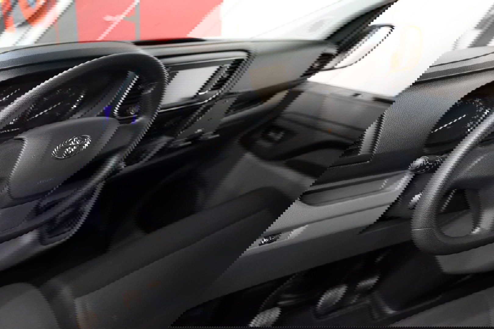 Toyota ProAce Worker 2.0 D-4D L2H1 2500KG TREKVERMOGEN