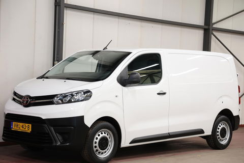 Toyota ProAce Worker 2.0 D-4D L2H1 2500KG TREKVERMOGEN