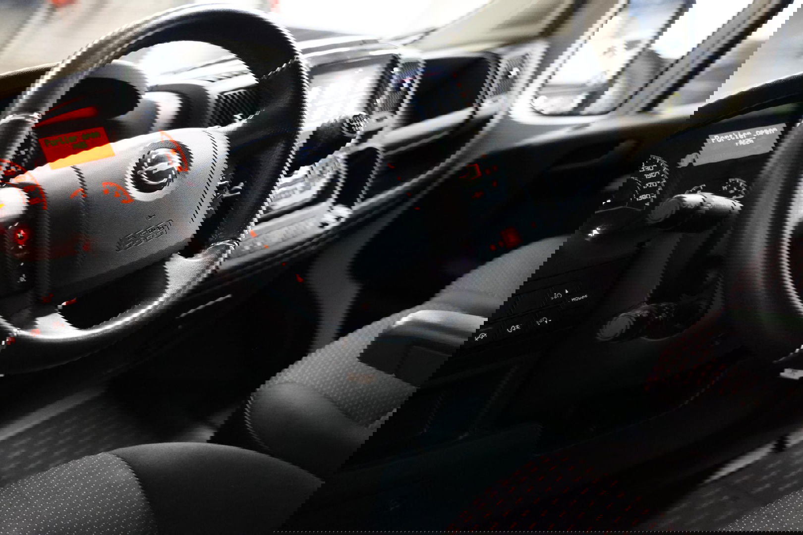 Opel Movano 2.2D 140 L2H2 2500KG TREKVERMOGEN