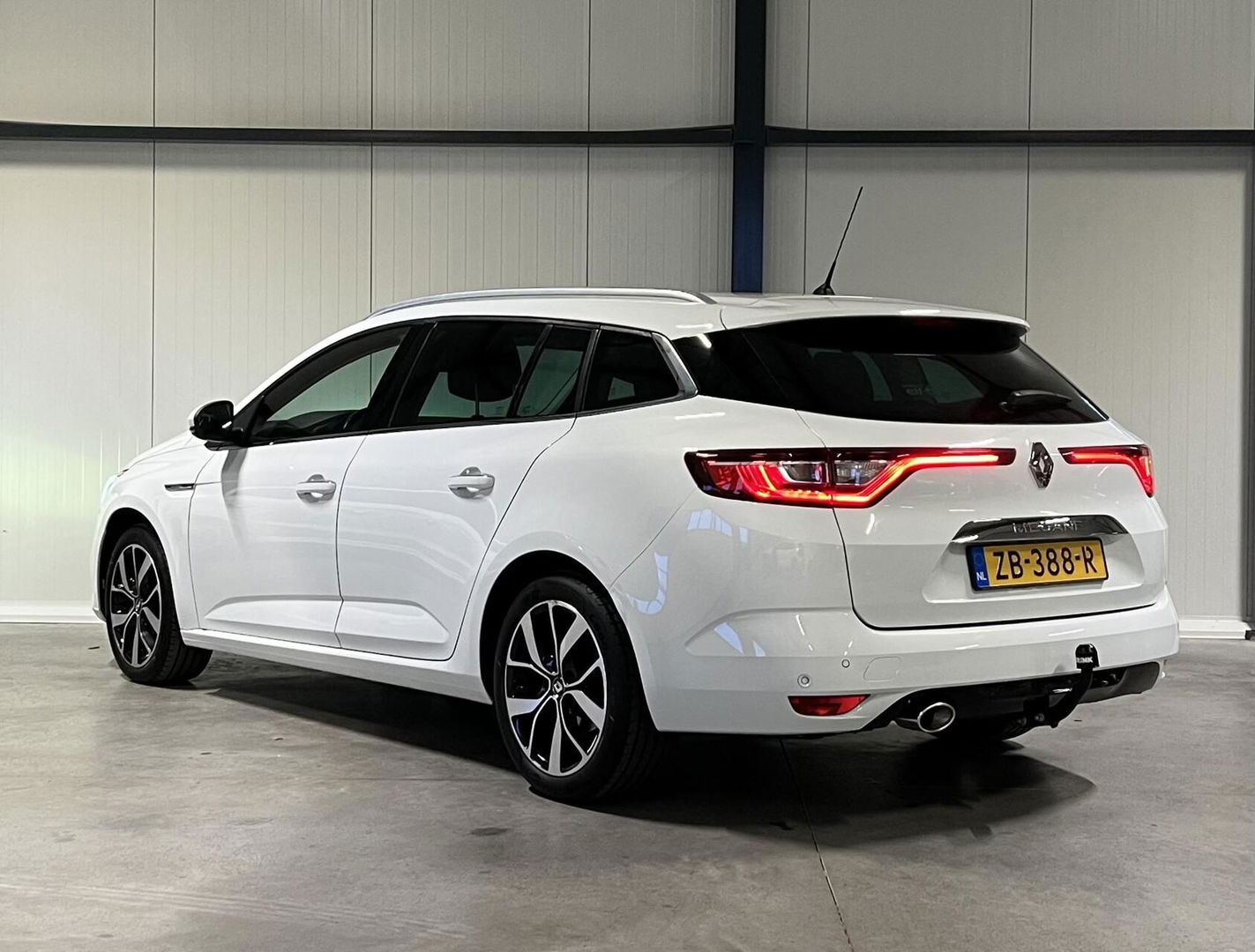 Renault Mégane Estate 1.3 TCe Bose Carplay Trekhaak Camera