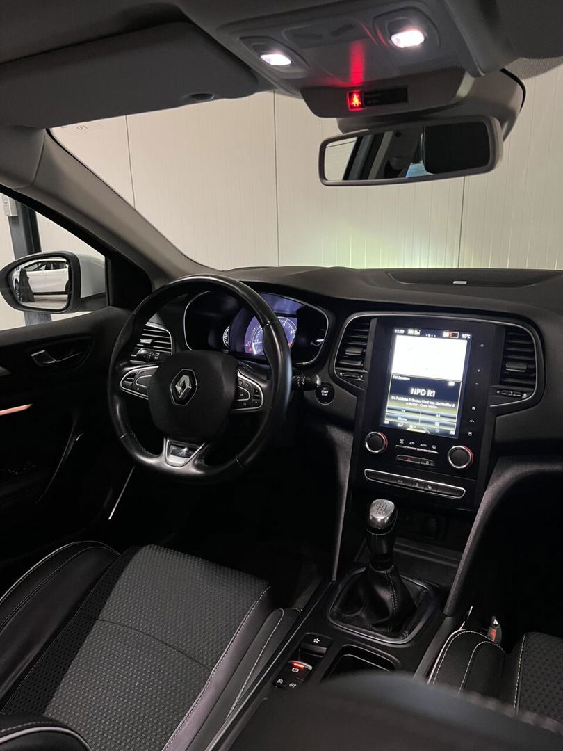 Renault Mégane Estate 1.3 TCe Bose Carplay Trekhaak Camera
