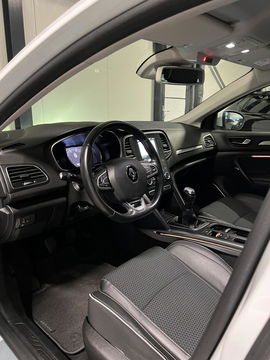 Renault Mégane Estate 1.3 TCe Bose Carplay Trekhaak Camera