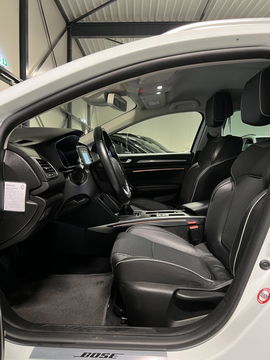 Renault Mégane Estate 1.3 TCe Bose Carplay Trekhaak Camera