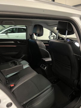 Renault Mégane Estate 1.3 TCe Bose Carplay Trekhaak Camera