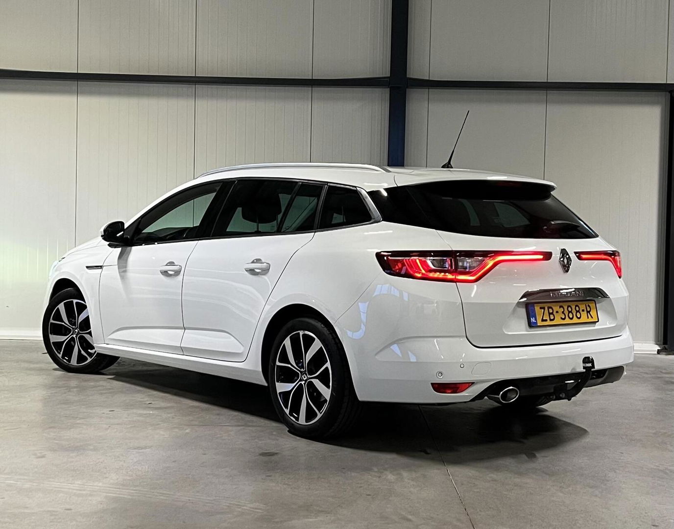 Renault Mégane Estate 1.3 TCe Bose Carplay Trekhaak Camera