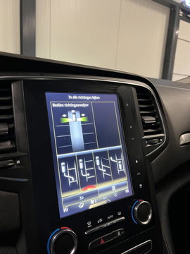 Renault Mégane Estate 1.3 TCe Bose Carplay Trekhaak Camera