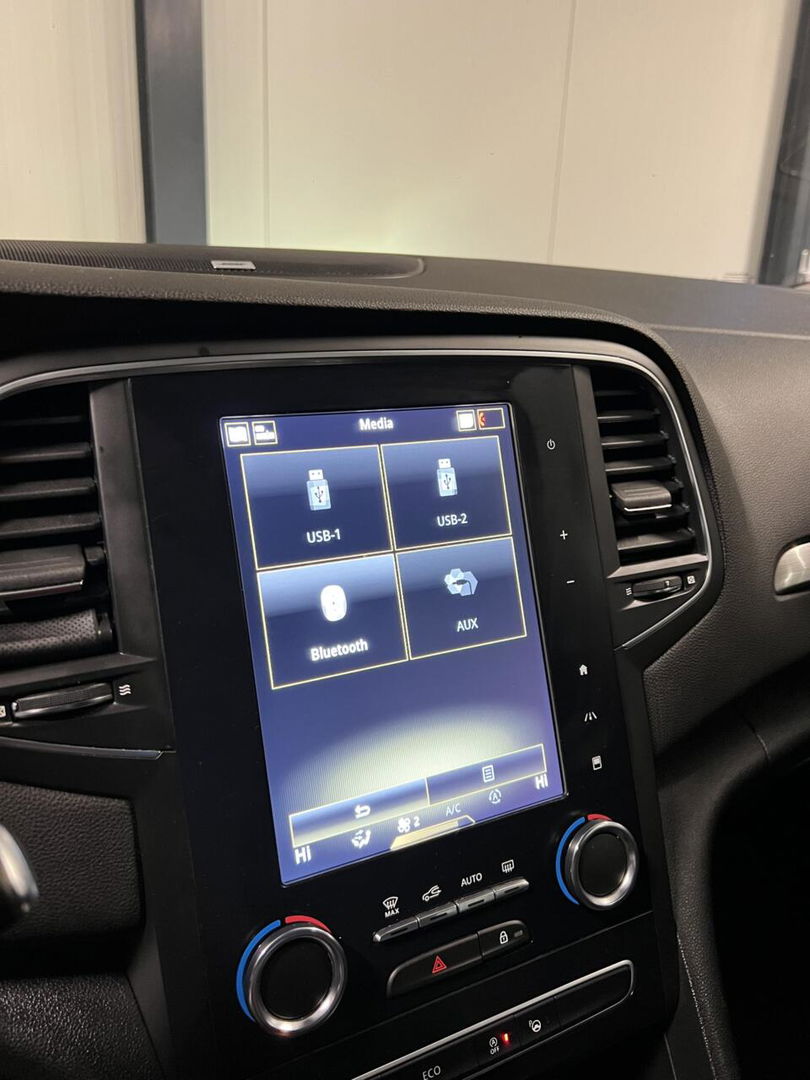 Renault Mégane Estate 1.3 TCe Bose Carplay Trekhaak Camera