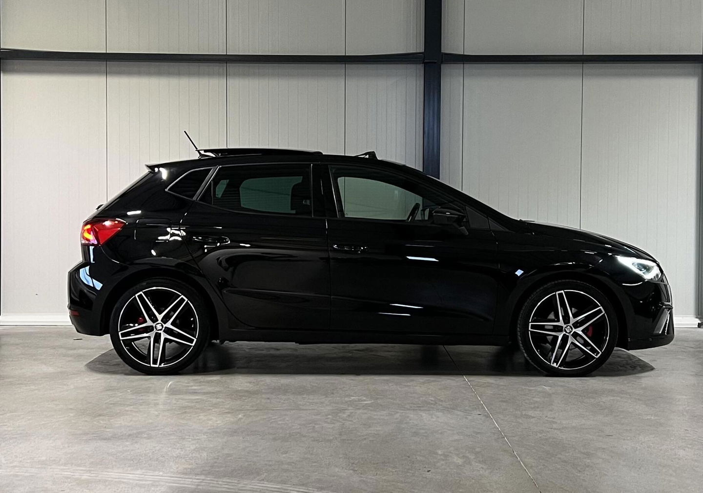 SEAT Ibiza 1.0 TSI FR 116PK DSG Pano Beats Virtual Camera