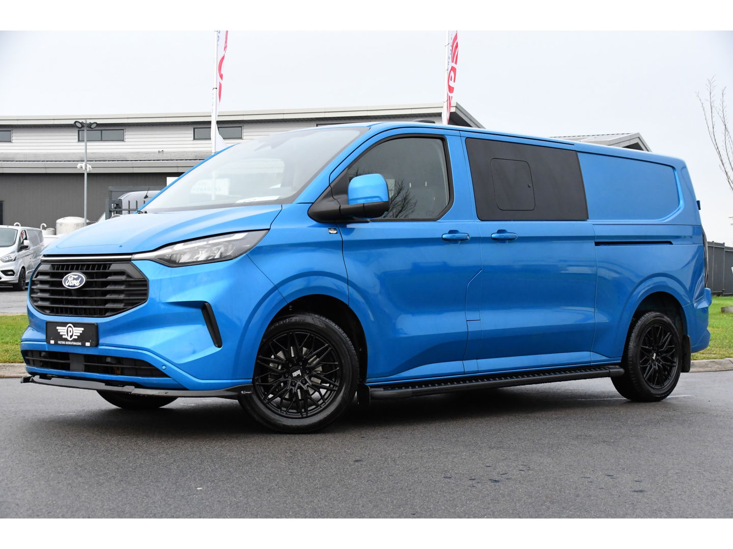 Ford Transit Custom 300 2.0 TDCI L2H1 Limited DC PB Edition Virtual, Cruise, Carplay, 2 x Schuifdeur, LED, 136pk, Automaat, Stuurverwarming, Stoelverwarming, Uniek!