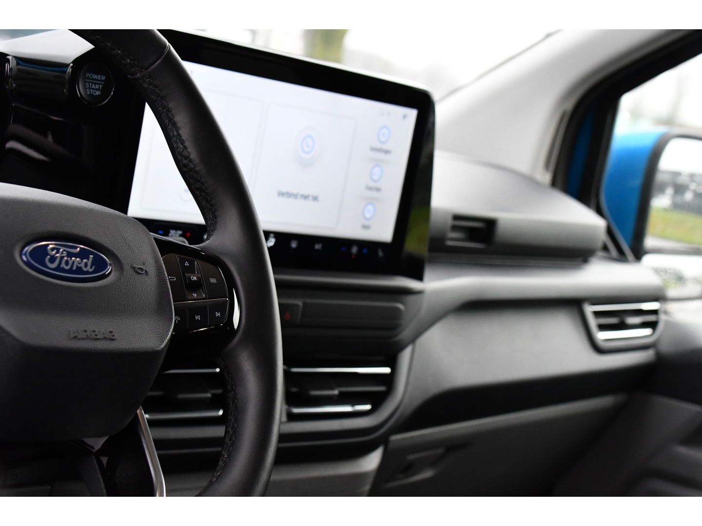 Ford Transit Custom 300 2.0 TDCI L2H1 Limited DC PB Edition Virtual, Cruise, Carplay, 2 x Schuifdeur, LED, 136pk, Automaat, Stuurverwarming, Stoelverwarming, Uniek!