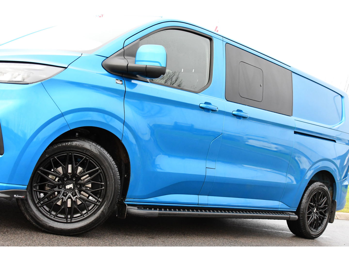 Ford Transit Custom 300 2.0 TDCI L2H1 Limited DC PB Edition Virtual, Cruise, Carplay, 2 x Schuifdeur, LED, 136pk, Automaat, Stuurverwarming, Stoelverwarming, Uniek!