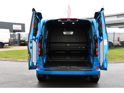Ford Transit Custom 300 2.0 TDCI L2H1 Limited DC PB Edition Virtual, Cruise, Carplay, 2 x Schuifdeur, LED, 136pk, Automaat, Stuurverwarming, Stoelverwarming, Uniek!