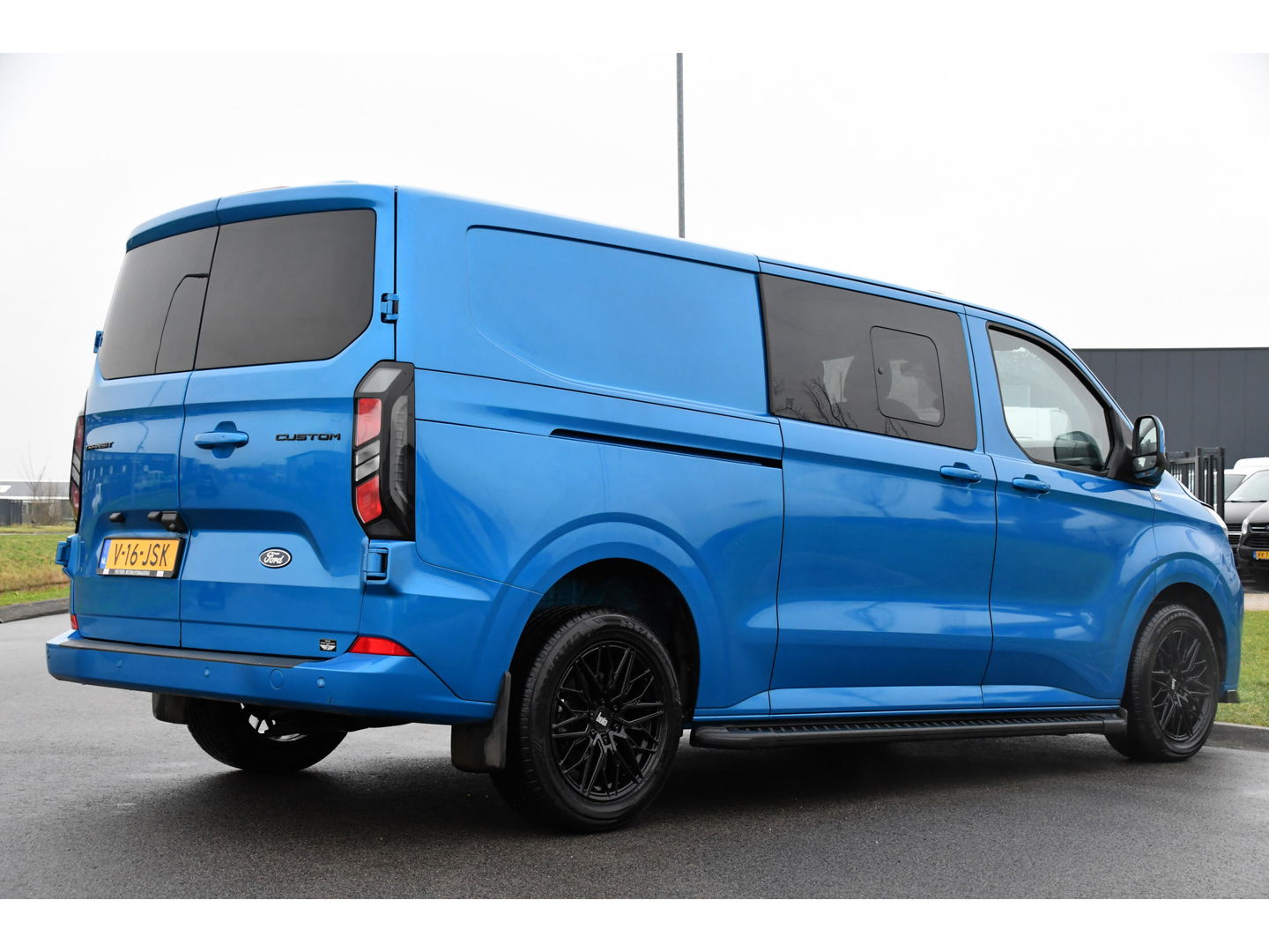 Ford Transit Custom 300 2.0 TDCI L2H1 Limited DC PB Edition Virtual, Cruise, Carplay, 2 x Schuifdeur, LED, 136pk, Automaat, Stuurverwarming, Stoelverwarming, Uniek!