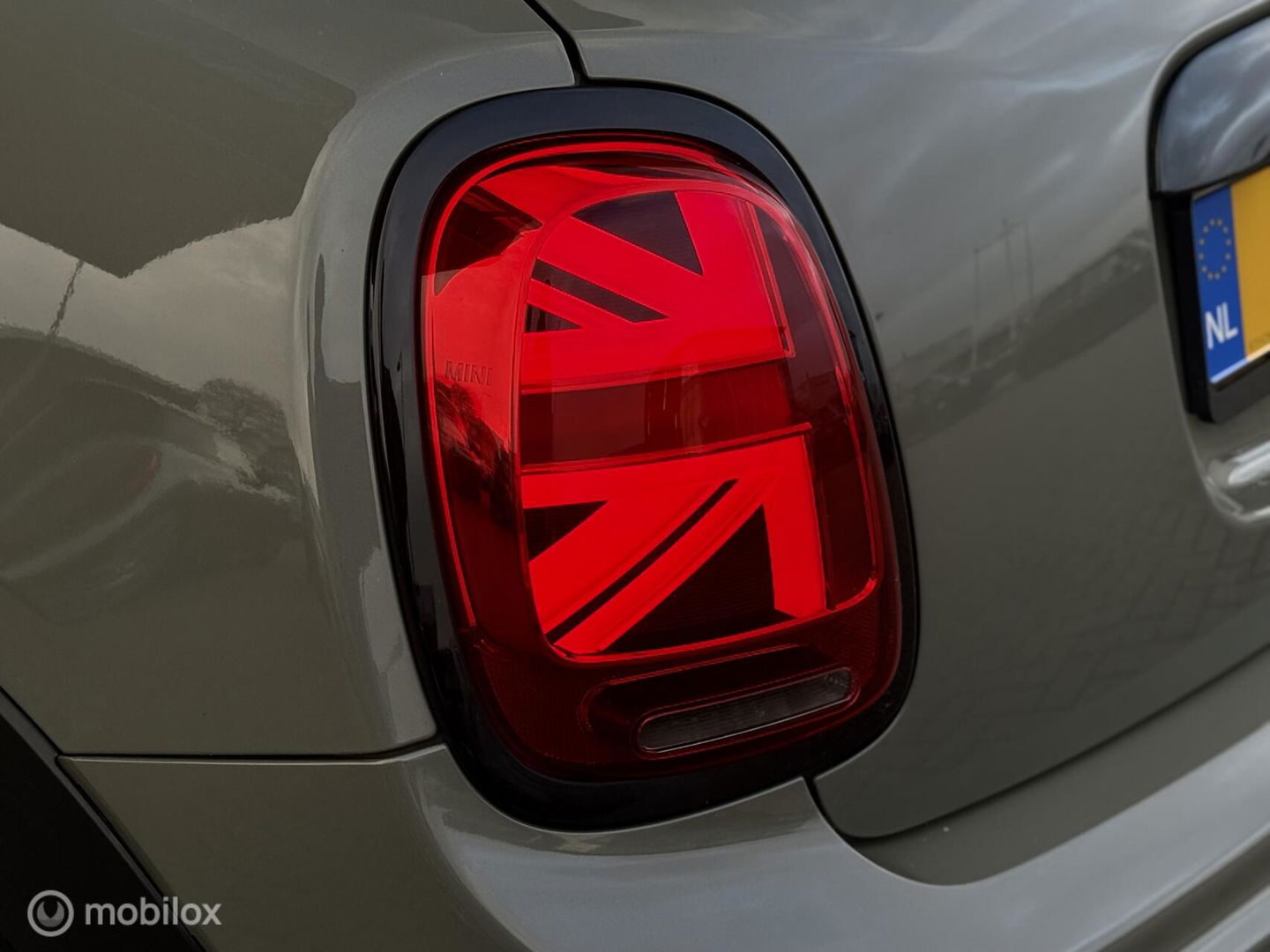 MINI Cooper S Mini 2.0 Chili | JCW pakket | Pano | Emerald Grey