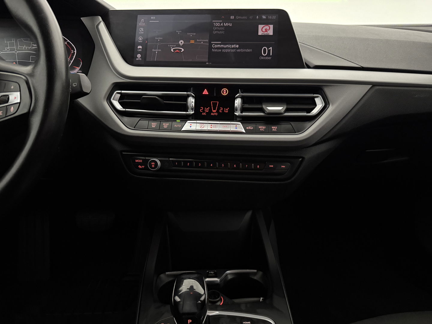 BMW 1-serie 118i Executive Edition 141PK | Virtual | Carplay | Cruise | Navigatie | Parkeersens. | NAP