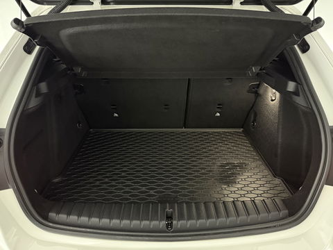 BMW 1-serie 118i Executive Edition 141PK | Virtual | Carplay | Cruise | Navigatie | Parkeersens. | NAP