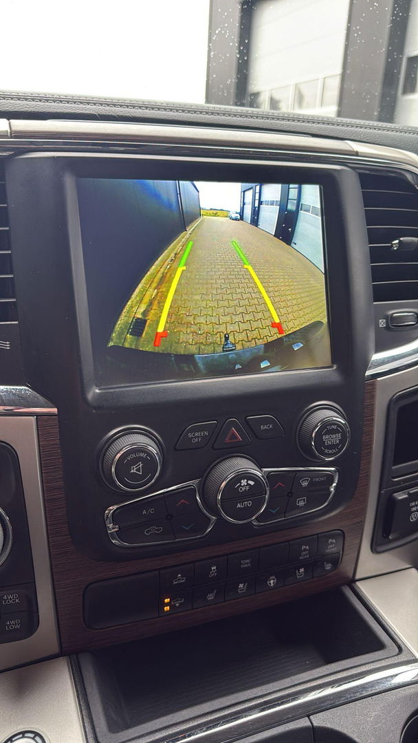 Dodge Ram Pick-Up 1500 5.7 V8 4x4 Crew Cab 5'7 Laramie Bedcover Blackout fifthwheel schotel fifth wheel oplegger be trekker