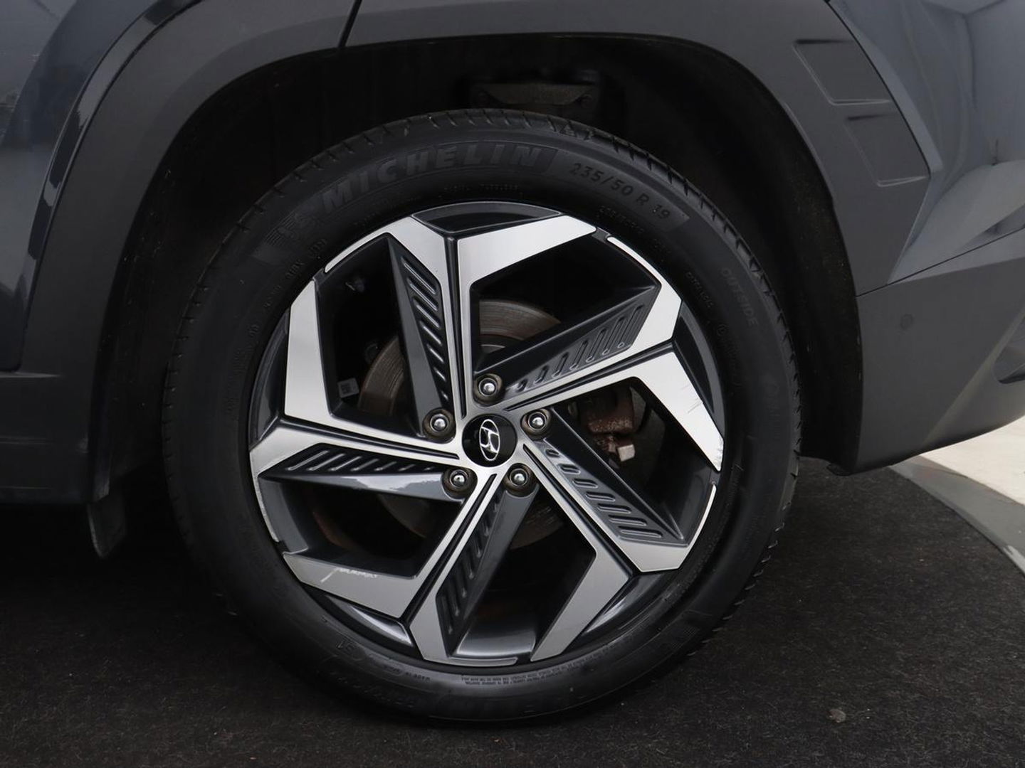 Hyundai Tucson 1.6 T-GDI PHEV Premium Sky 4WD | Panoramadak | Stoelventilatie | Leder | 360 Camera | Krell Audio | Adaptive cruise | Achterbankverwarming | Carplay | Memory | Plug In