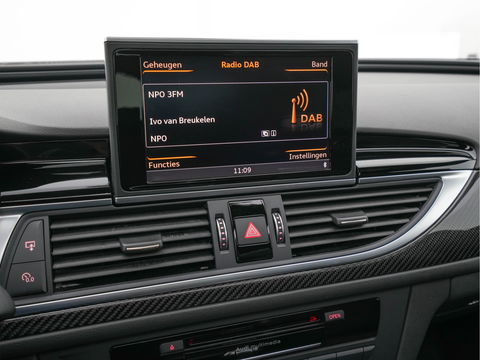 Audi RS6 Avant 4.0 TFSI Quattro *MILLITEK-EXHAUST | CERAMIC-BRAKES | PANO | LEATHER-ALCANTARA | FULL-LED | TOP-VIEW | BLIS | MEMORY-PACK | CARBON-INT. | BOSE-SOUND | LANE-ASSIST | KEYLESS | DAB+ | SPORT-SEATS | SHIFT-PADDLE