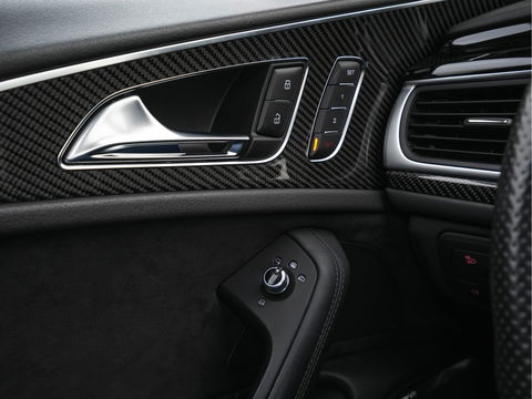 Audi RS6 Avant 4.0 TFSI Quattro *MILLITEK-EXHAUST | CERAMIC-BRAKES | PANO | LEATHER-ALCANTARA | FULL-LED | TOP-VIEW | BLIS | MEMORY-PACK | CARBON-INT. | BOSE-SOUND | LANE-ASSIST | KEYLESS | DAB+ | SPORT-SEATS | SHIFT-PADDLE