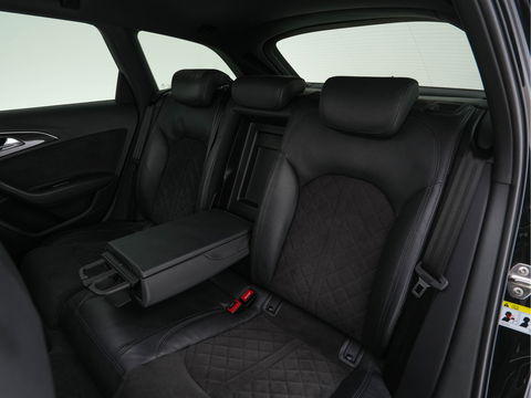 Audi RS6 Avant 4.0 TFSI Quattro *MILLITEK-EXHAUST | CERAMIC-BRAKES | PANO | LEATHER-ALCANTARA | FULL-LED | TOP-VIEW | BLIS | MEMORY-PACK | CARBON-INT. | BOSE-SOUND | LANE-ASSIST | KEYLESS | DAB+ | SPORT-SEATS | SHIFT-PADDLE