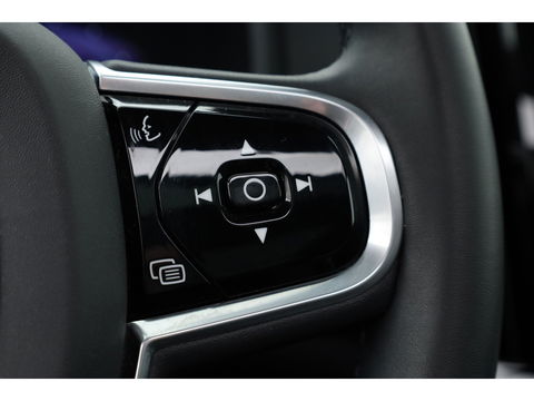 Volvo V90 2.0 T6 Plug-in hybrid AWD Plus Dark | Pano | Trekhaak elek. | 360 Cam. | Sport stoelen | H&K | ACC |