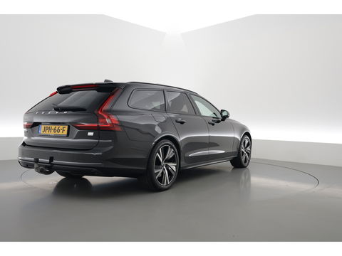 Volvo V90 2.0 T6 Plug-in hybrid AWD Plus Dark | Pano | Trekhaak elek. | 360 Cam. | Sport stoelen | H&K | ACC |