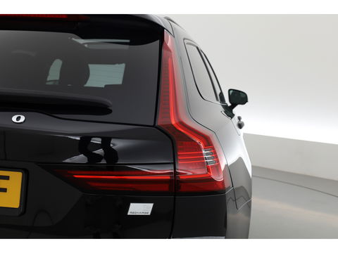 Volvo V90 2.0 T6 Plug-in hybrid AWD Plus Dark | Pano | Trekhaak elek. | 360 Cam. | Sport stoelen | H&K | ACC |