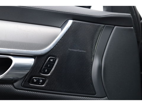 Volvo V90 2.0 T6 Plug-in hybrid AWD Plus Dark | Pano | Trekhaak elek. | 360 Cam. | Sport stoelen | H&K | ACC |