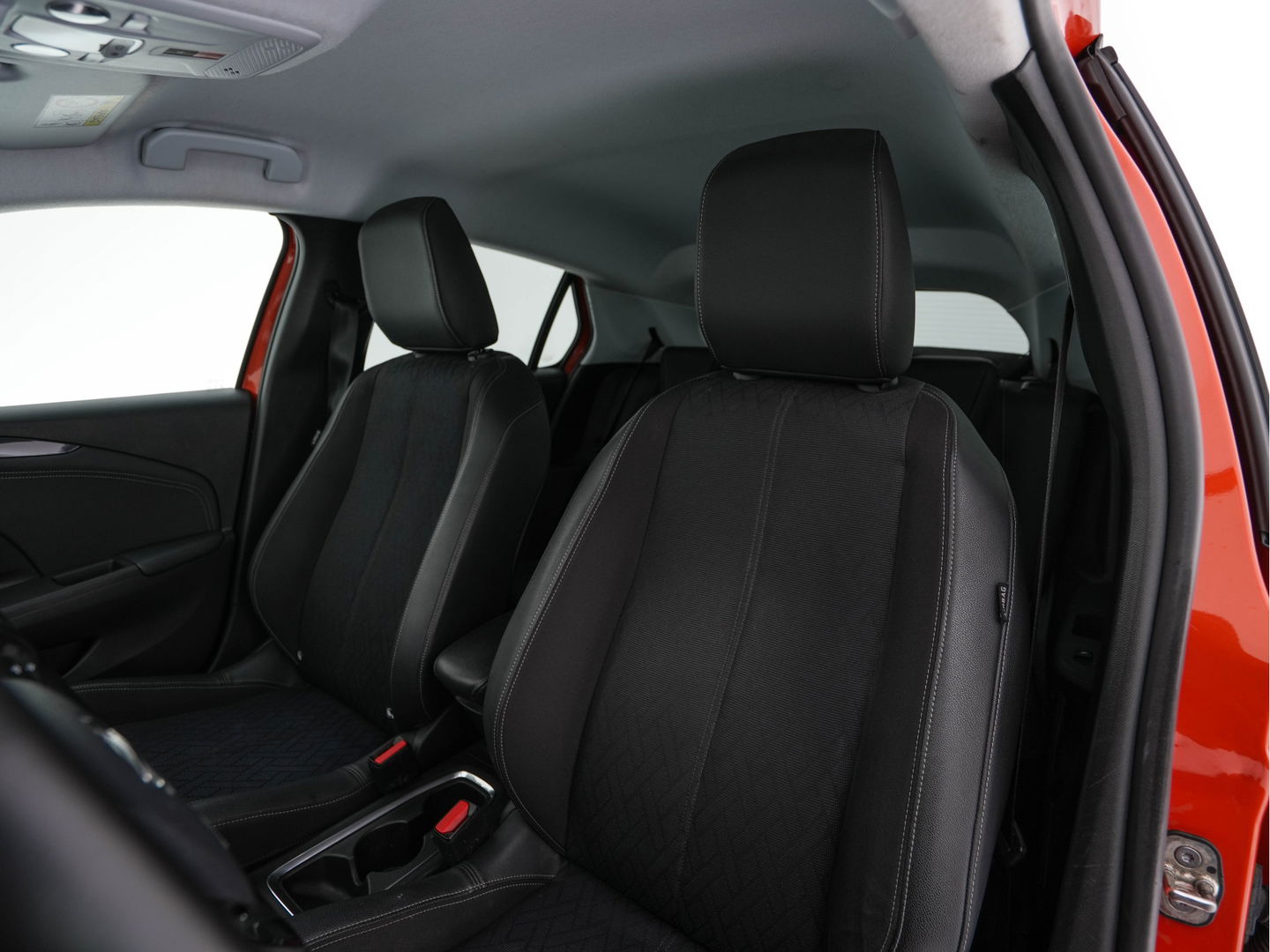 Opel CORSA-E Elegance 50 kWh [ 3-Fase ] {SOH-94%} (INCL-BTW) Aut. *FULL-LED | DIGI-COCKPIT | LEATHER-MICROFIBRE | NAVI-FULLMAP |  CAMERA | CARPLAY | ECC | KEYLESS | CRUISE | DAB | LANE-ASSIST | PDC | SPORT-SEATS | PRIVACY-GLASS | 16"ALU*