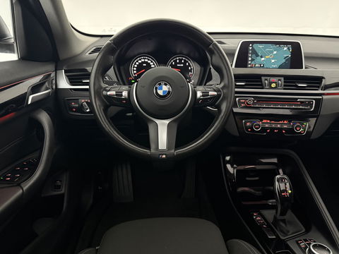 BMW X1 sDrive20i M-Sport | Pano | Camera | Sfeer | Trekh. | Stoelverw. | Keyless | Cruise
