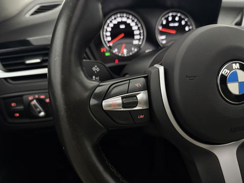 BMW X1 sDrive20i M-Sport | Pano | Camera | Sfeer | Trekh. | Stoelverw. | Keyless | Cruise