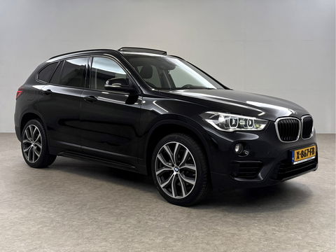 BMW X1 sDrive20i M-Sport | Pano | Camera | Sfeer | Trekh. | Stoelverw. | Keyless | Cruise