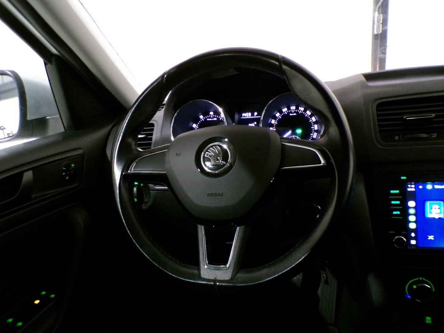 Škoda Yeti 1.2 TSI DSG Active "Automaat" Apple-Carplay Android-Auto Navigatie Bluetooth Airco Parkeersensoren "Dealer onderhouden"