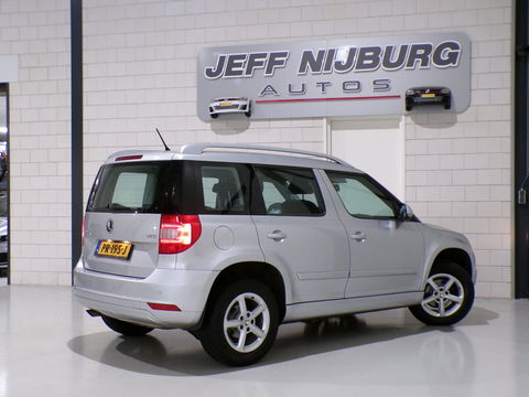 Škoda Yeti 1.2 TSI DSG Active "Automaat" Apple-Carplay Android-Auto Navigatie Bluetooth Airco Parkeersensoren "Dealer onderhouden"