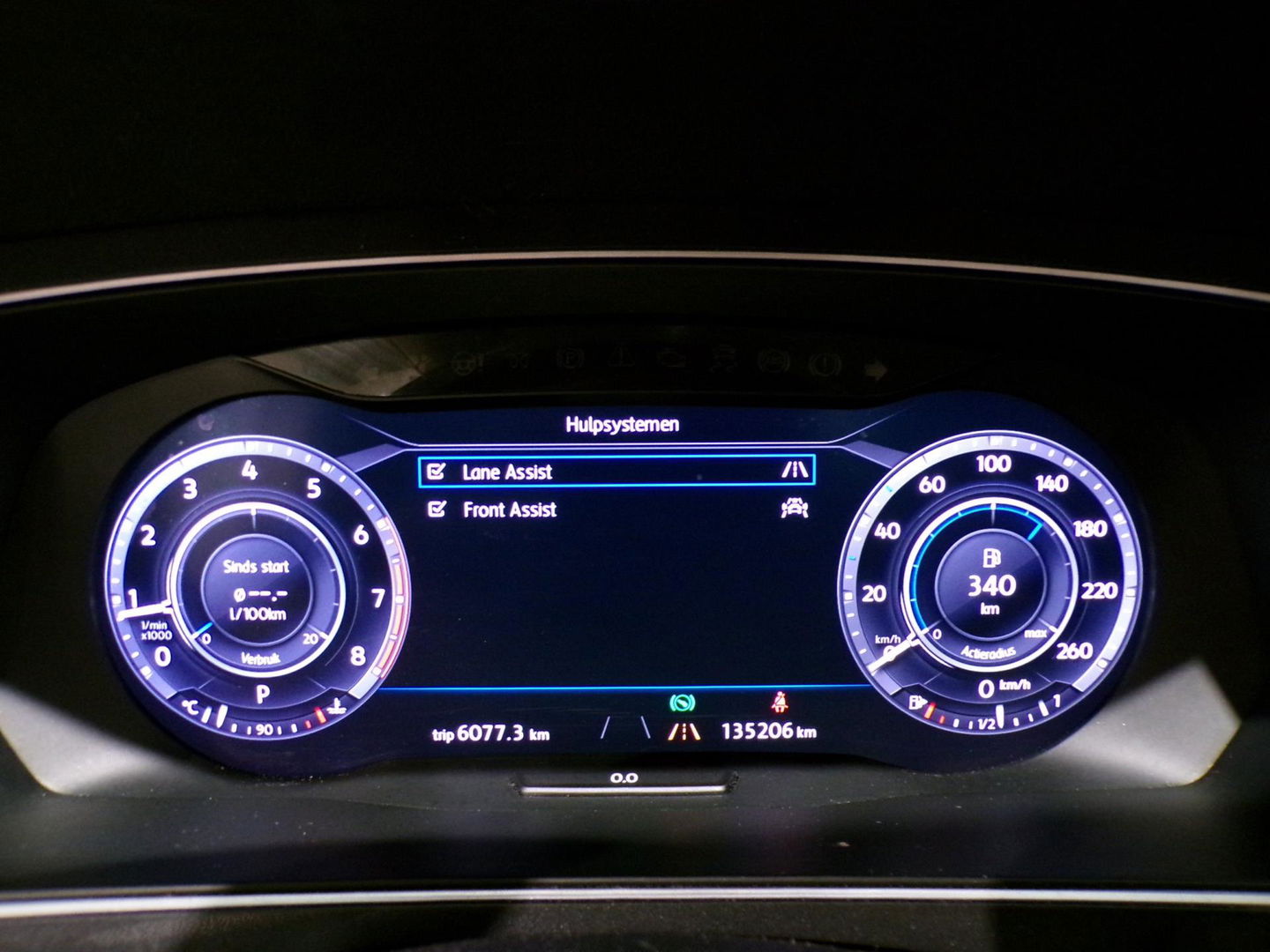 Volkswagen Tiguan 2.0 TSI DSG 220PK 4Motion Highline R-Line "Automaat" Full-LED Trekhaak Apple-Carplay Dynaudio Virtual Stoelverw.