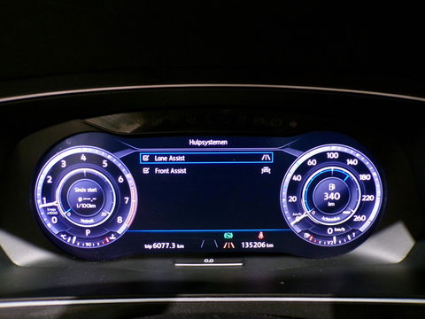 Volkswagen Tiguan 2.0 TSI DSG 220PK 4Motion Highline R-Line "Automaat" Full-LED Trekhaak Apple-Carplay Dynaudio Virtual Stoelverw.