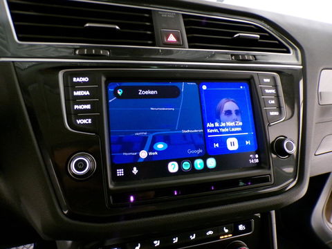 Volkswagen Tiguan 2.0 TSI DSG 220PK 4Motion Highline R-Line "Automaat" Full-LED Trekhaak Apple-Carplay Dynaudio Virtual Stoelverw.