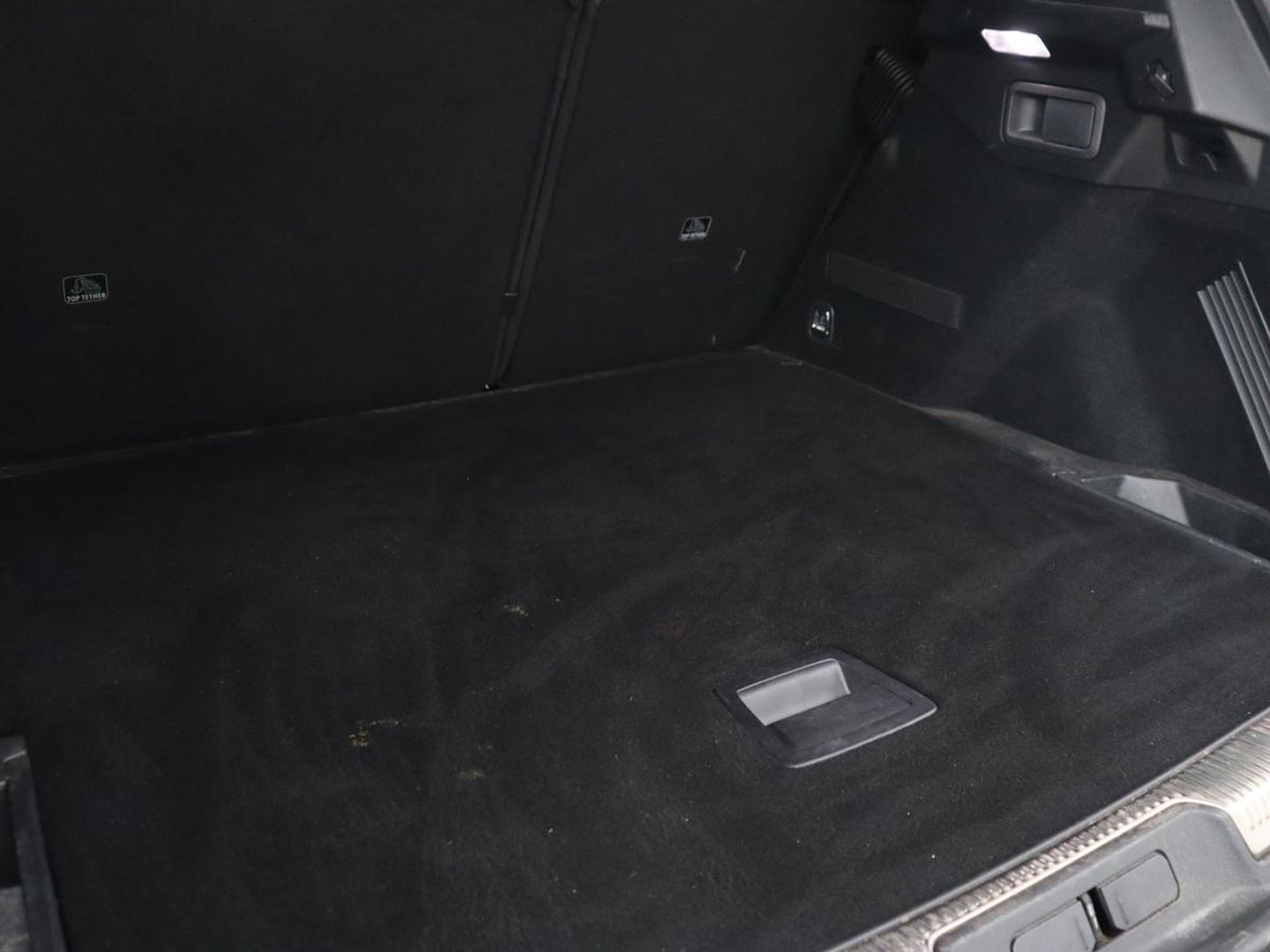 DS 7 Crossback E-Tense Performance Line | Stoelverwarming | Adaptive cruise | Alcantara | Keyless | Full LED | Carplay | Navigatie | Memory | Digital Cockpit | Dodehoek detectie | DAB | Getint glas | PHEV | Plug In