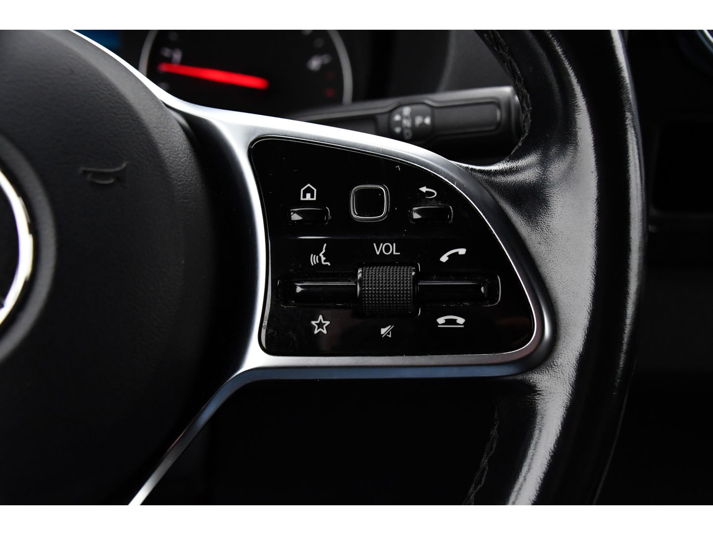 Mercedes-Benz Sprinter 317 1.9 CDI L2H2 RWD PB Edition Camera, Carplay, LED, Leder, Carplay, 170pk, 10,5'' Mbux, 3500kg, Trekhaak, Stoelverwarming, Automaat, Sensoren, Uniek!