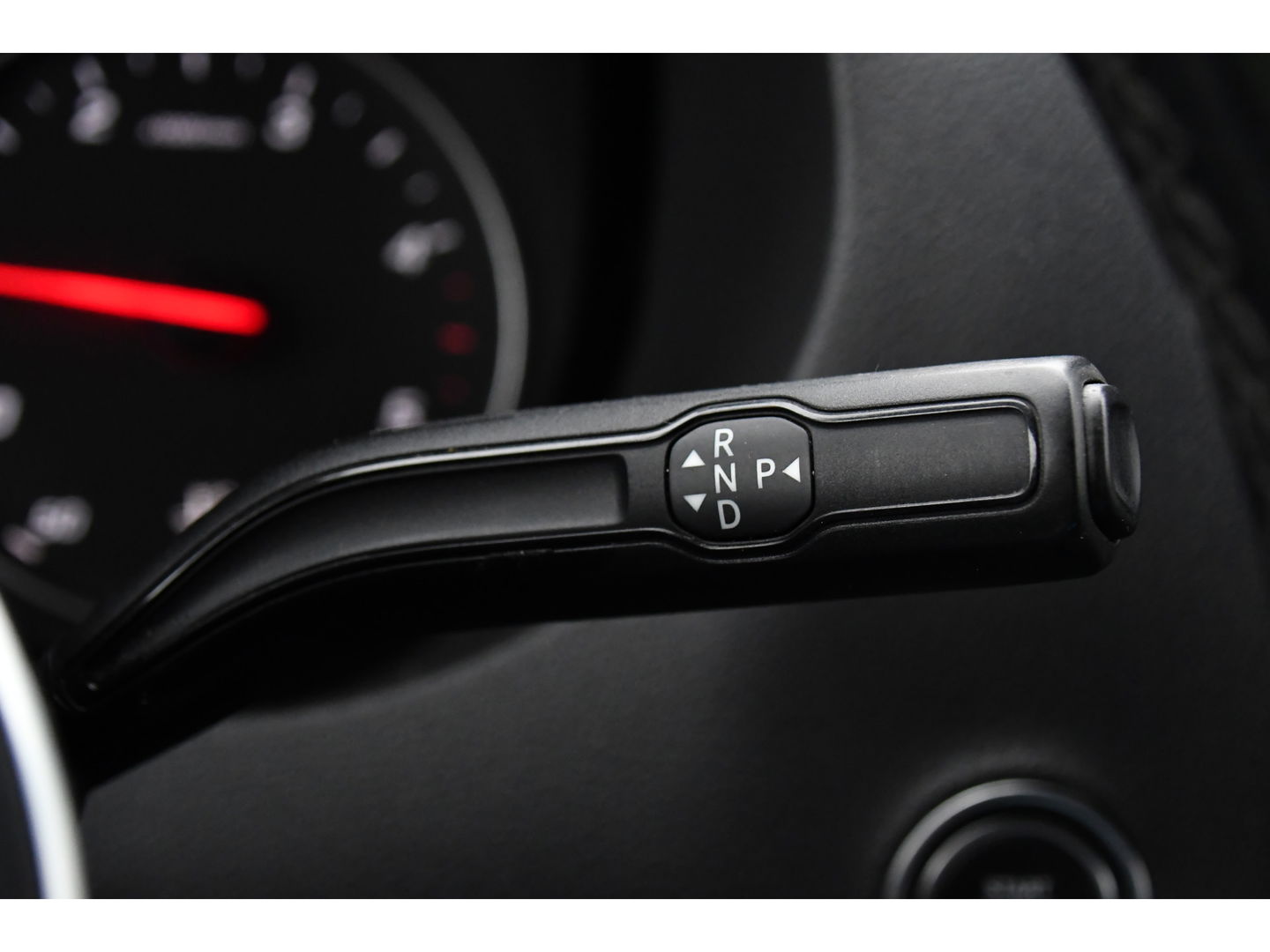 Mercedes-Benz Sprinter 317 1.9 CDI L2H2 RWD PB Edition Camera, Carplay, LED, Leder, Carplay, 170pk, 10,5'' Mbux, 3500kg, Trekhaak, Stoelverwarming, Automaat, Sensoren, Uniek!