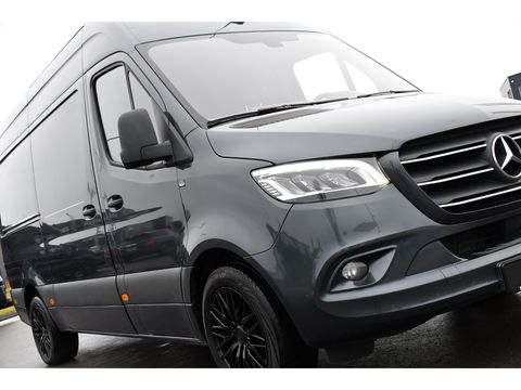 Mercedes-Benz Sprinter 317 1.9 CDI L2H2 RWD PB Edition Camera, Carplay, LED, Leder, Carplay, 170pk, 10,5'' Mbux, 3500kg, Trekhaak, Stoelverwarming, Automaat, Sensoren, Uniek!